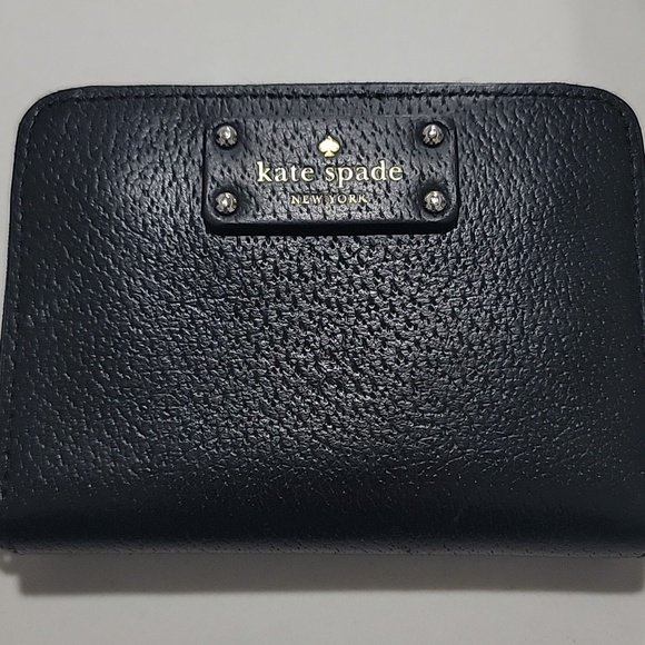 Kate Spade New York Zip Around Wallet In Black Leather - Picture 2 of 11